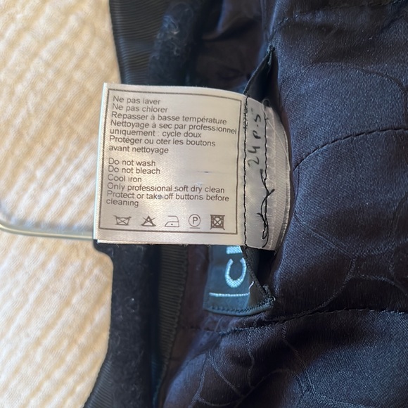 Chanel Navy and Black Jacket - size 36 - Picture 16 of 16